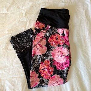 Danskin Athletic Leggings 3/4 length